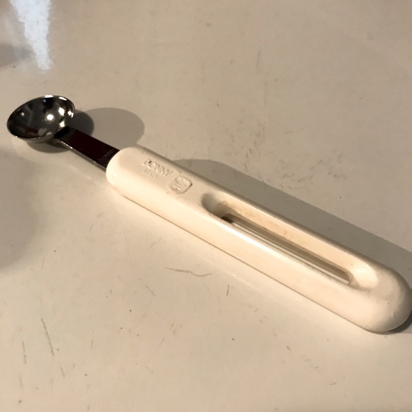 Set of 2 Bonny USA Scoopers - Picture 5 of 6